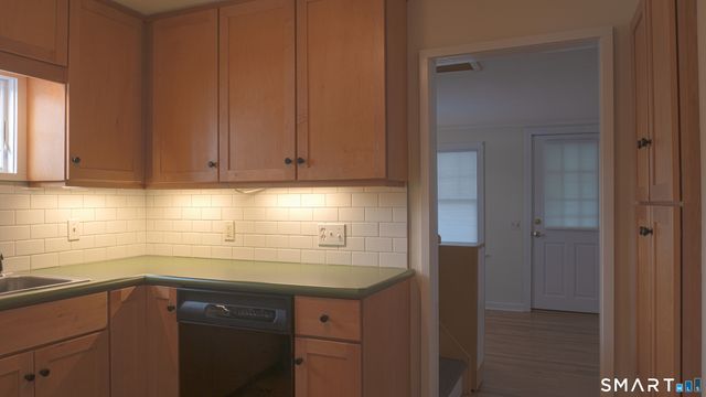 3 Howard Avenue, Branford, CT 06405