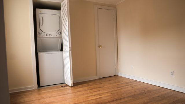 3 Howard Avenue, Branford, CT 06405