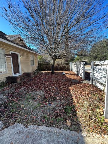 122 Redan Street, Houston, TX 77009