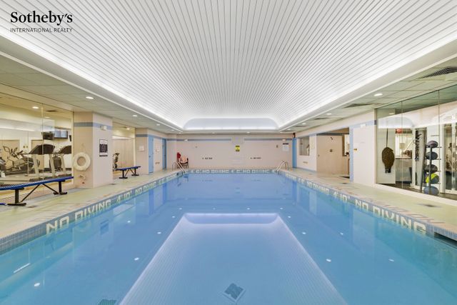 250 E 40th St Apt 7B, New York City, NY 10016