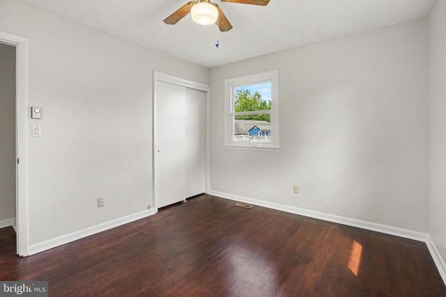 909 SPRING CIR, Mechanicsburg, PA 17055