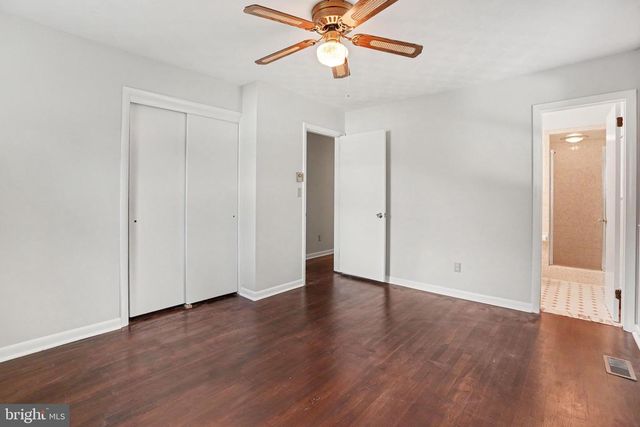 909 SPRING CIR, Mechanicsburg, PA 17055