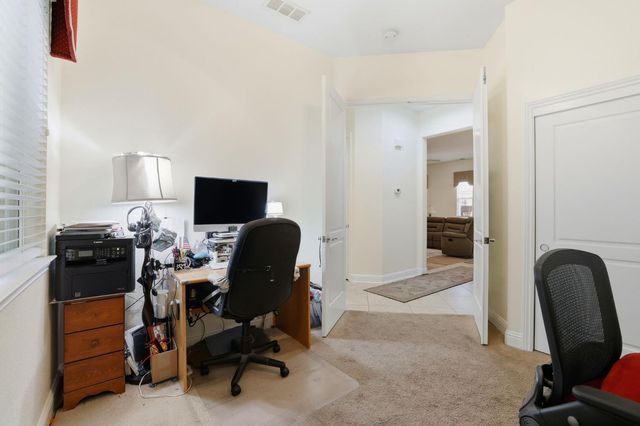 2064 Benton Loop, Roseville, CA 95747