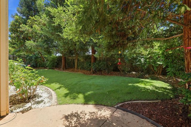 2064 Benton Loop, Roseville, CA 95747