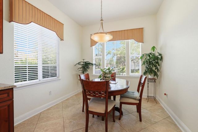 2064 Benton Loop, Roseville, CA 95747