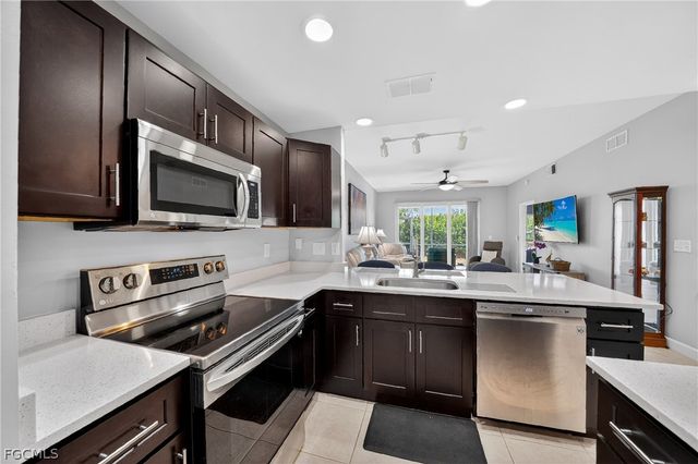 15969 Mandolin Bay DR 102, Fort Myers, FL 33908