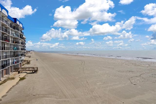 11949 Termini San Luis Pass Road 303, Galveston, TX 77554