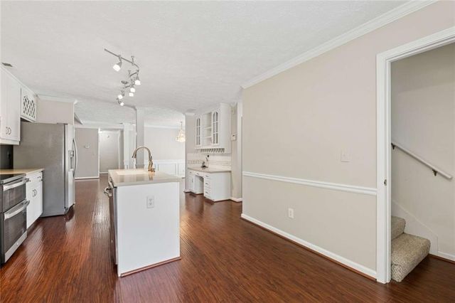 2490 River Run Drive, Dacula, GA 30019