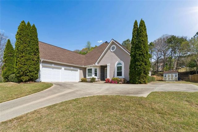 2490 River Run Drive, Dacula, GA 30019