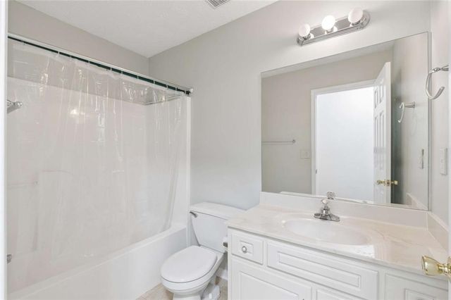 2490 River Run Drive, Dacula, GA 30019