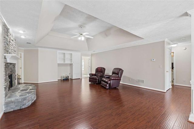 2490 River Run Drive, Dacula, GA 30019