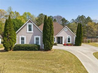 2490 River Run Drive, Dacula, GA 30019