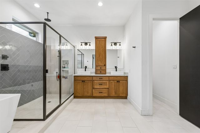 2348 Mystic Shore Drive, Cedar Hill, TX 75104