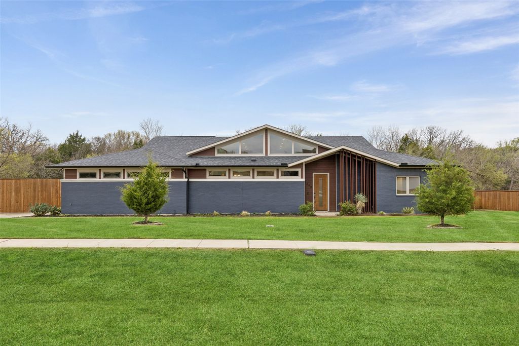 2348 Mystic Shore Drive, Cedar Hill, TX 75104