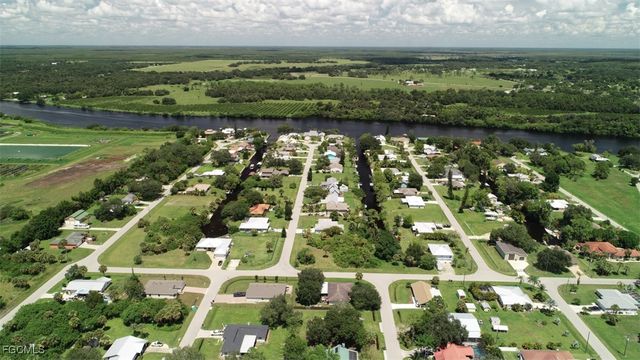 2400 Leavitt RD, Alva, FL 33920