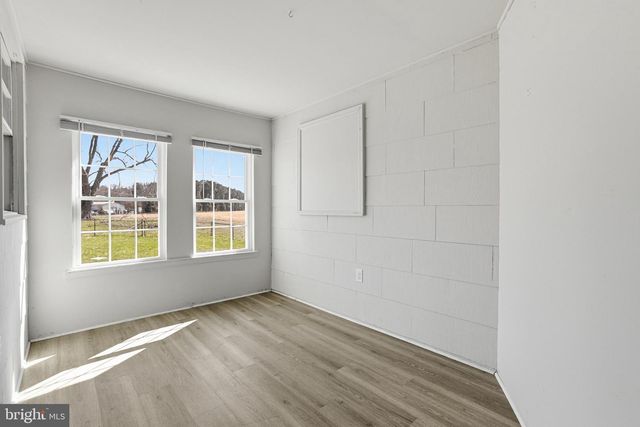20289 RIDGE RD, Colonial Beach, VA 22443