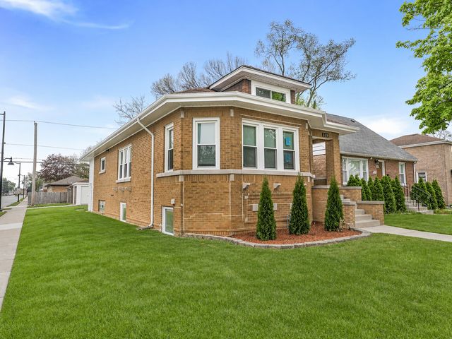 319 Bellwood Avenue, Bellwood, IL 60104