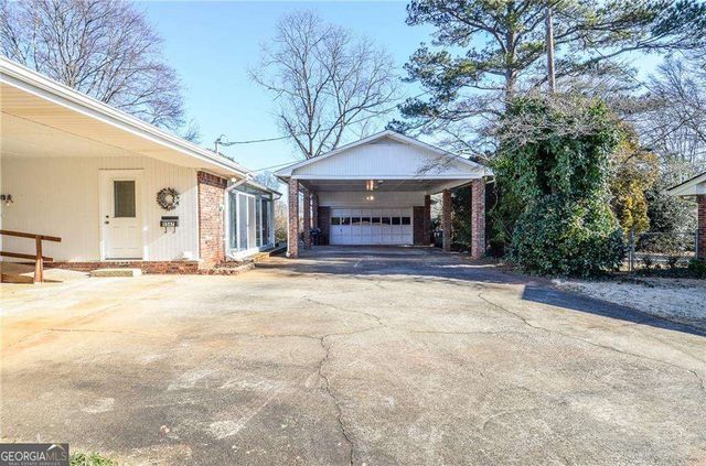 5547 Prince Phillip Way, Stone Mountain, GA 30087