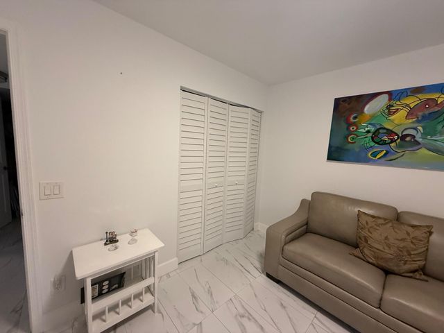 10422 NW 24th Place 310, Sunrise, FL 33322