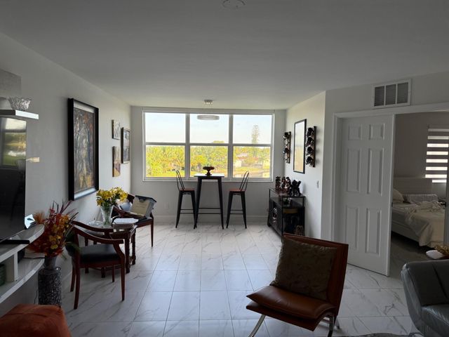 10422 NW 24th Place 310, Sunrise, FL 33322