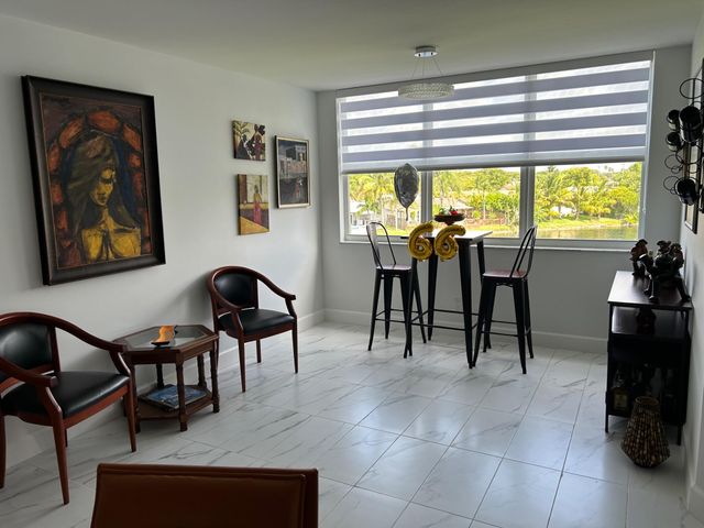 10422 NW 24th Place 310, Sunrise, FL 33322