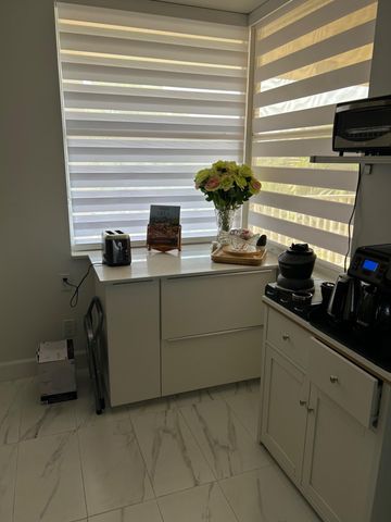 10422 NW 24th Place 310, Sunrise, FL 33322