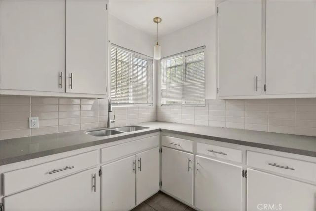 154 E 82nd Place, Los Angeles, CA 90003