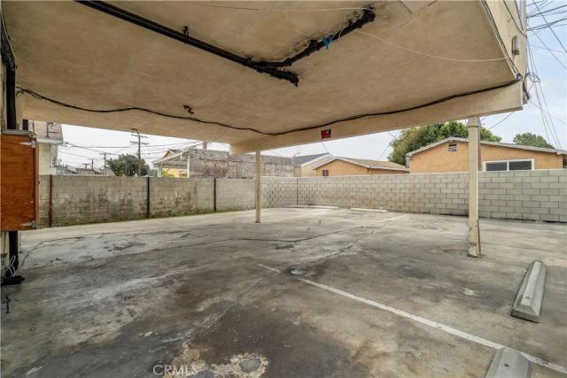 154 E 82nd Place, Los Angeles, CA 90003