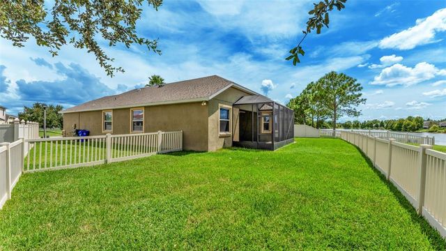2407 LADOGA DRIVE, Lakeland, FL 33805