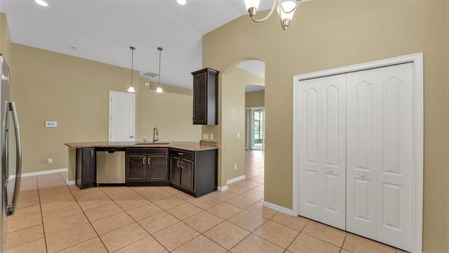 2407 LADOGA DRIVE, Lakeland, FL 33805