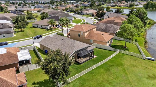 2407 LADOGA DRIVE, Lakeland, FL 33805