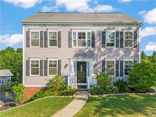 1007 Greenfield Dr, Cecil, PA 15317