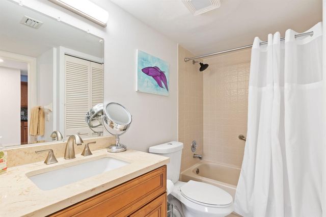 10110 Cedar Point Boulevard 102, Boynton Beach, FL 33437