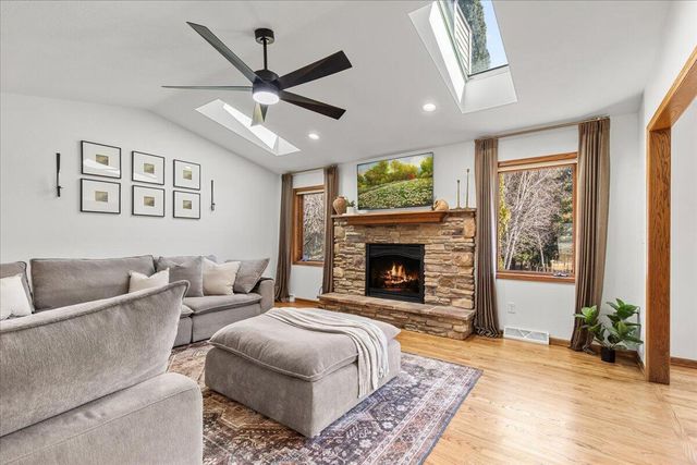 N2753 Windridge DRIVE, Waldo, WI 53093