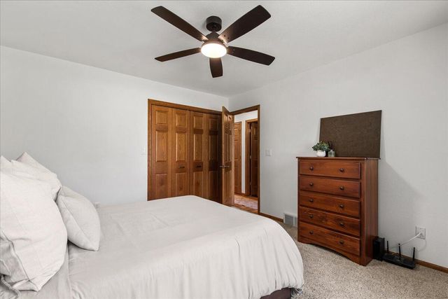 N2753 Windridge DRIVE, Waldo, WI 53093