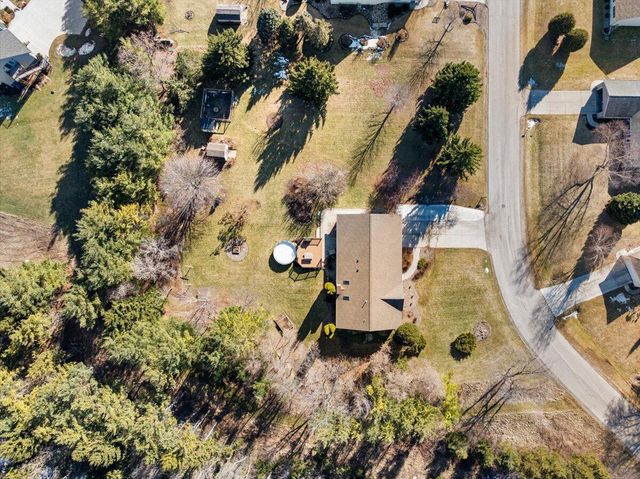 N2753 Windridge DRIVE, Waldo, WI 53093