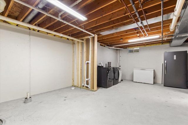 N2753 Windridge DRIVE, Waldo, WI 53093