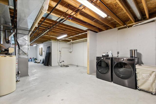 N2753 Windridge DRIVE, Waldo, WI 53093