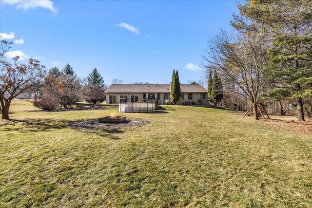 N2753 Windridge DRIVE, Waldo, WI 53093