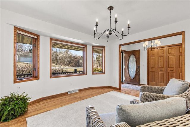 N2753 Windridge DRIVE, Waldo, WI 53093