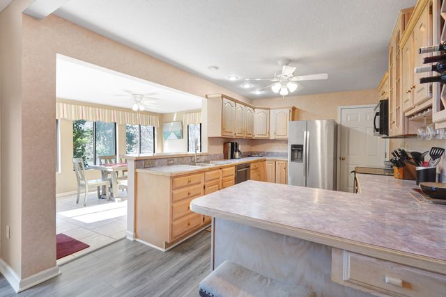 50 Aspen WAY, Moneta, VA 24121