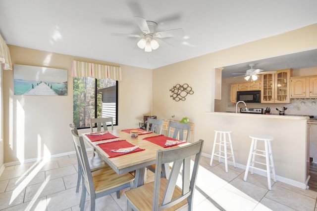 50 Aspen WAY, Moneta, VA 24121