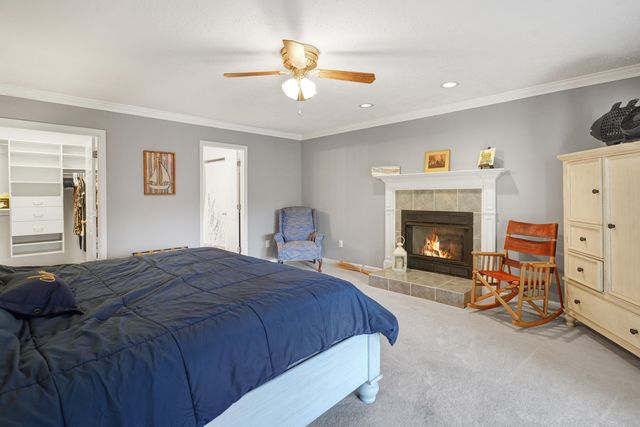 50 Aspen WAY, Moneta, VA 24121