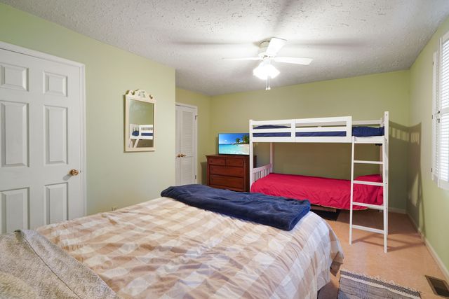 50 Aspen WAY, Moneta, VA 24121