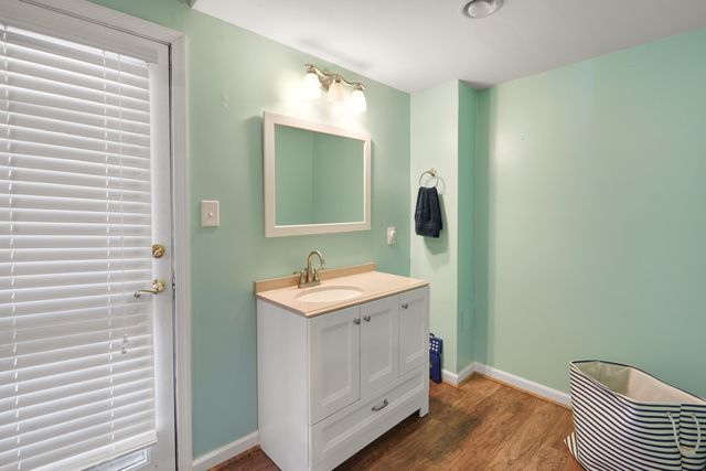 50 Aspen WAY, Moneta, VA 24121