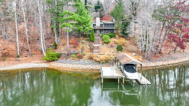 50 Aspen WAY, Moneta, VA 24121