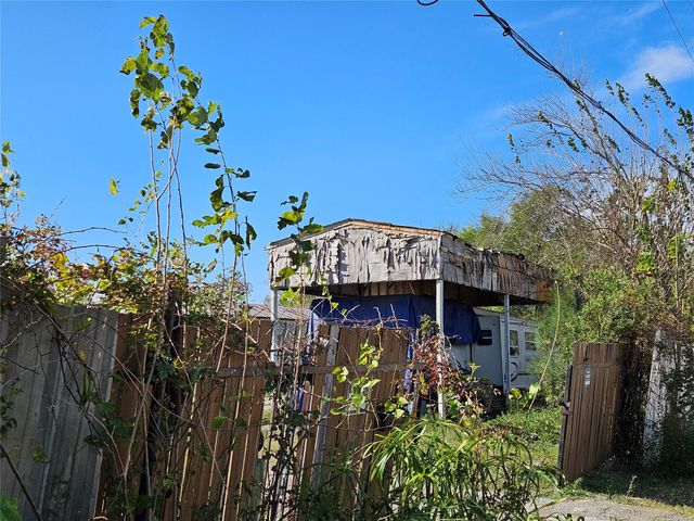 7826 Attwater Street, Houston, TX 77028