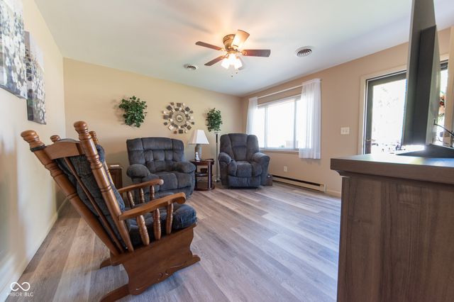 2855 12th Street, Columbus, IN 47201