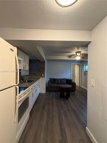 7802 NW 8th Avenue 5, Miami, FL 33150