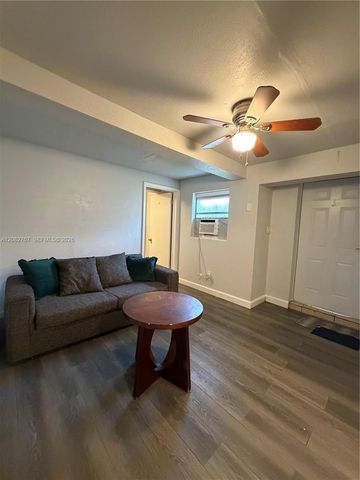 7802 NW 8th Avenue 5, Miami, FL 33150